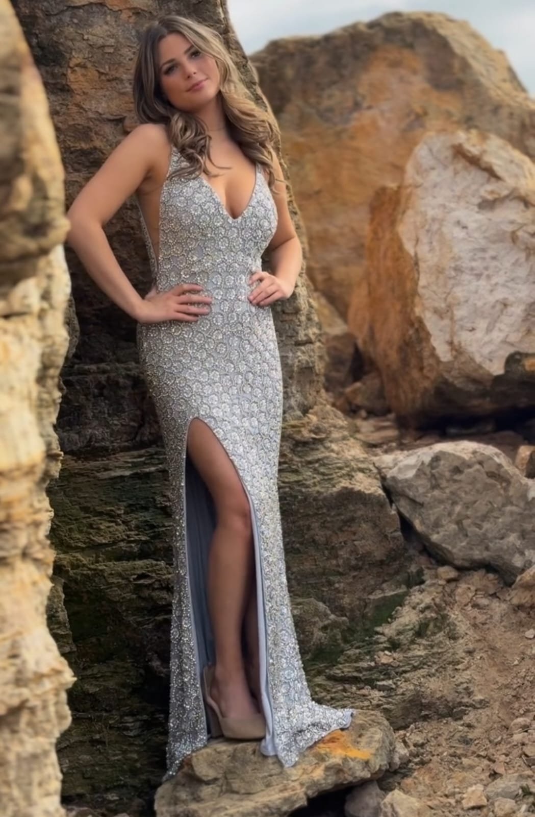 BG-GOWN-044
