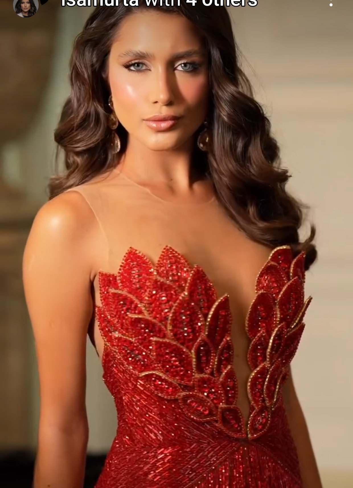 BG-GOWN-069