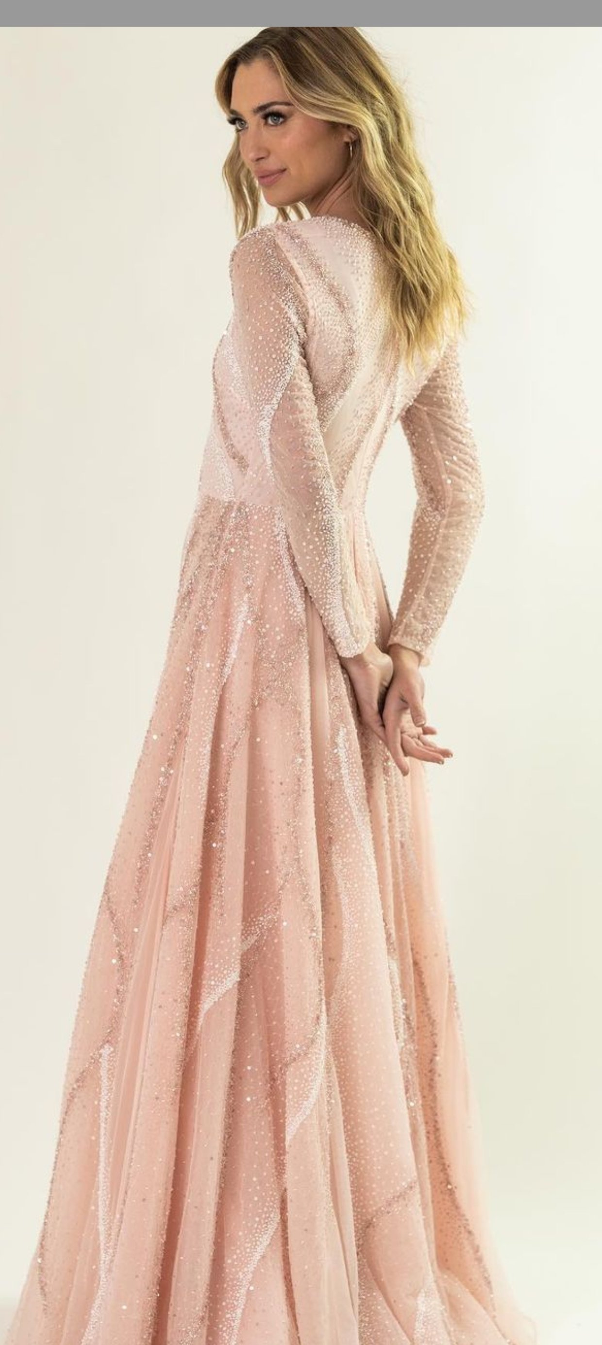 BG-GOWN-074