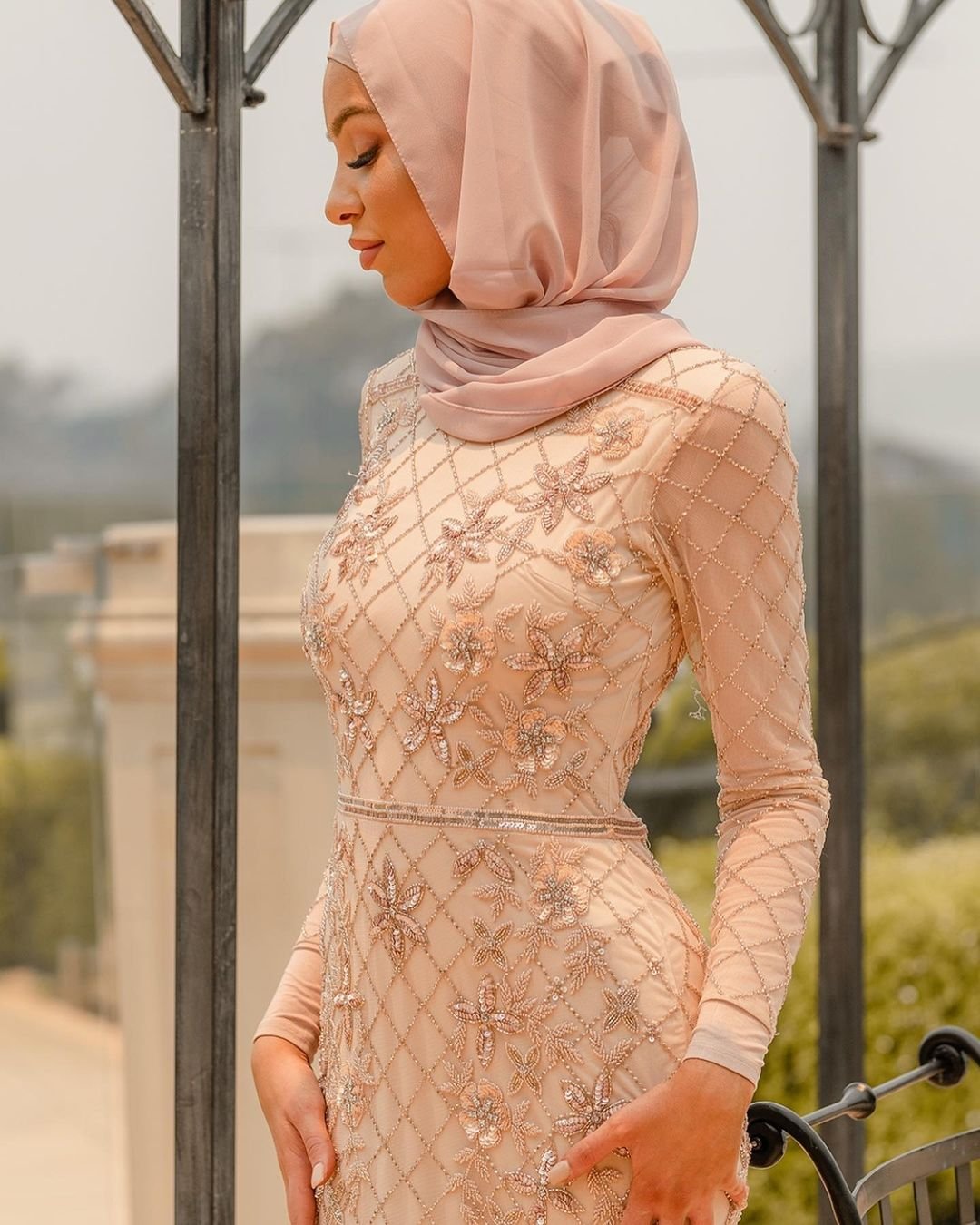 BG-GOWN-226