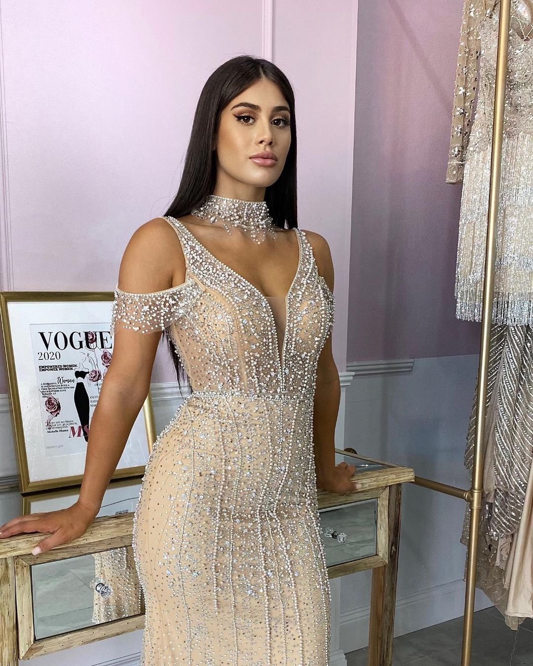 BG-GOWN-232