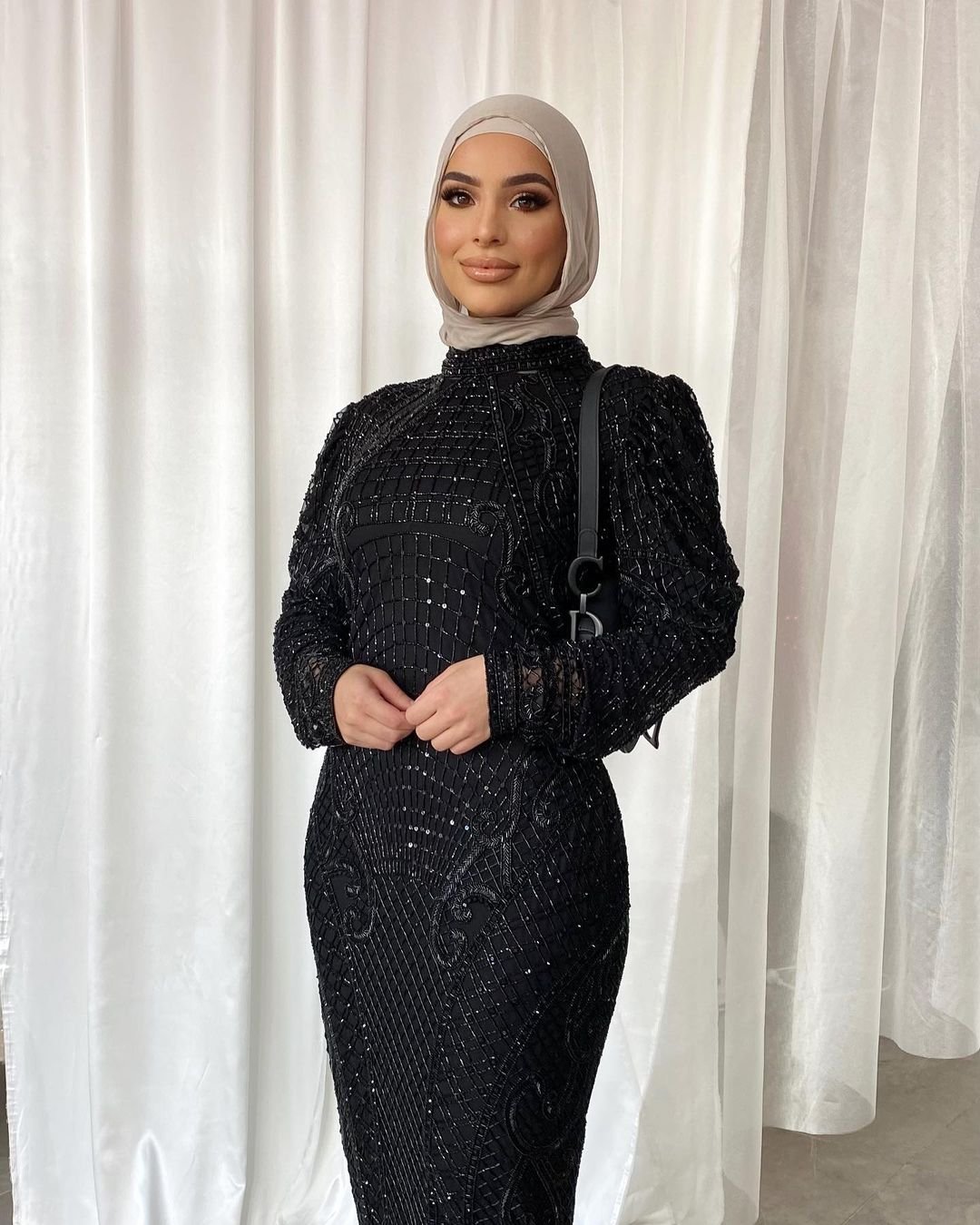 BG-GOWN-255